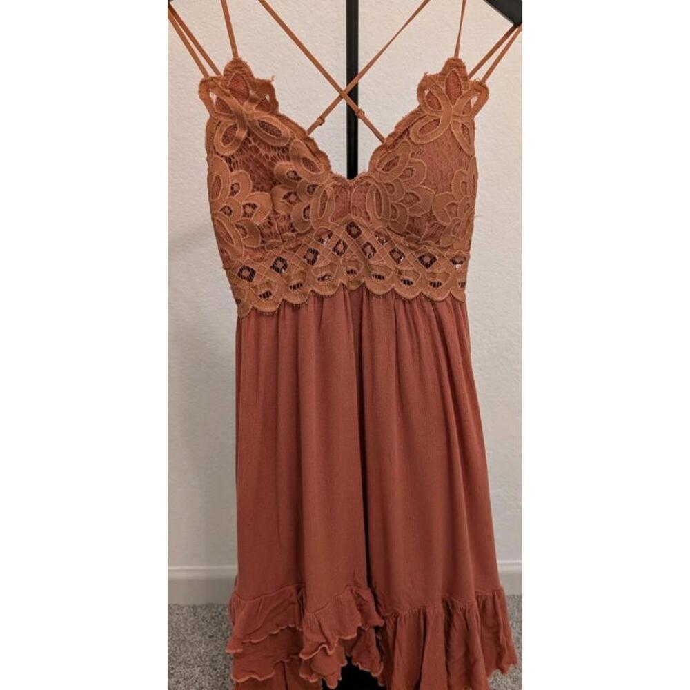 Wish List Small Spaghetti Strap Dress Lace